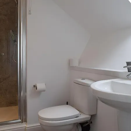 Holiday home Three Peaks House